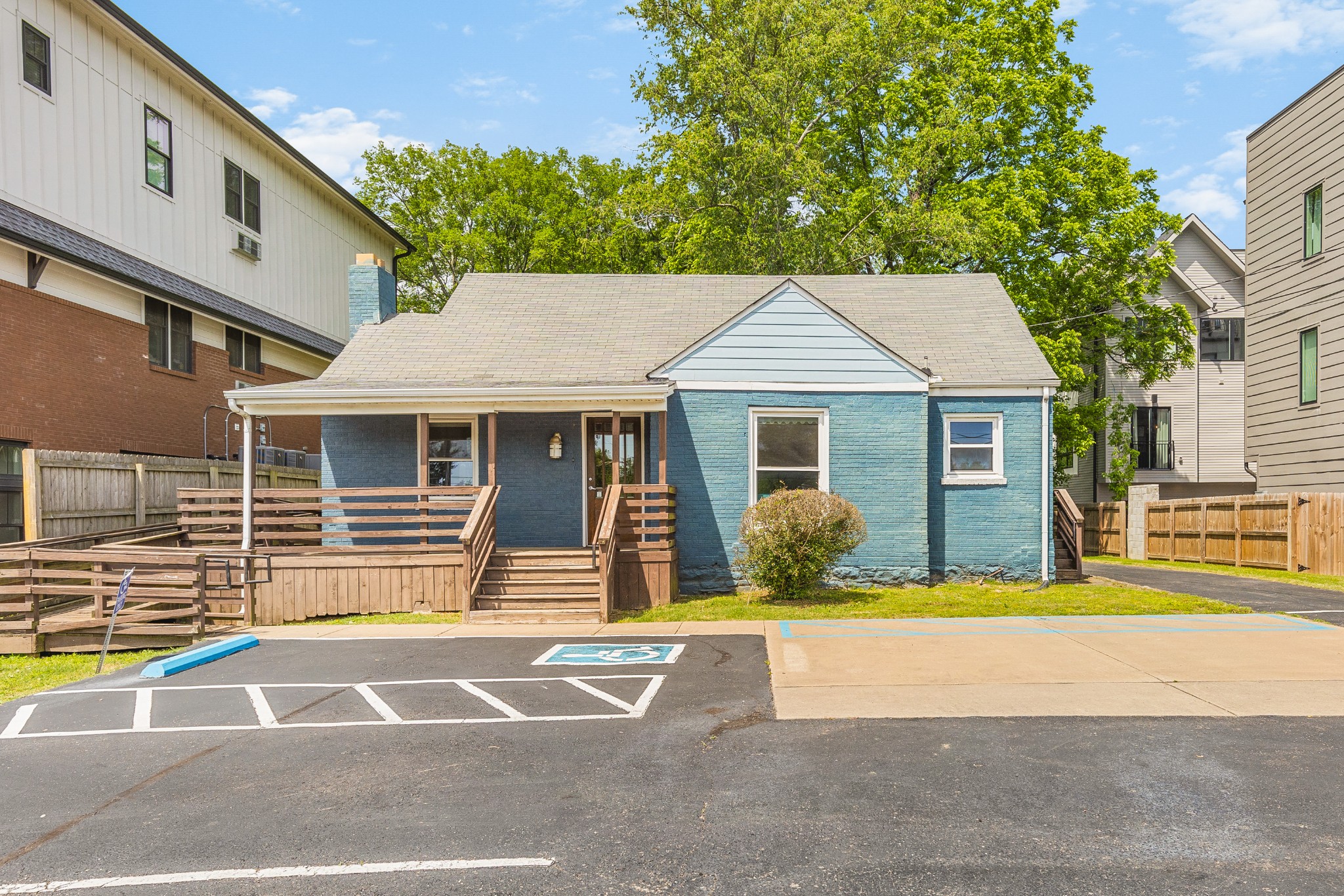 4307 Gallatin Pike Property Photo 1