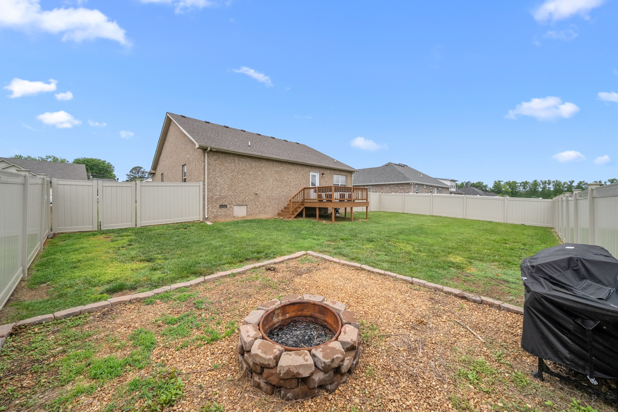 40 Daffodil Dr Property Photo 28