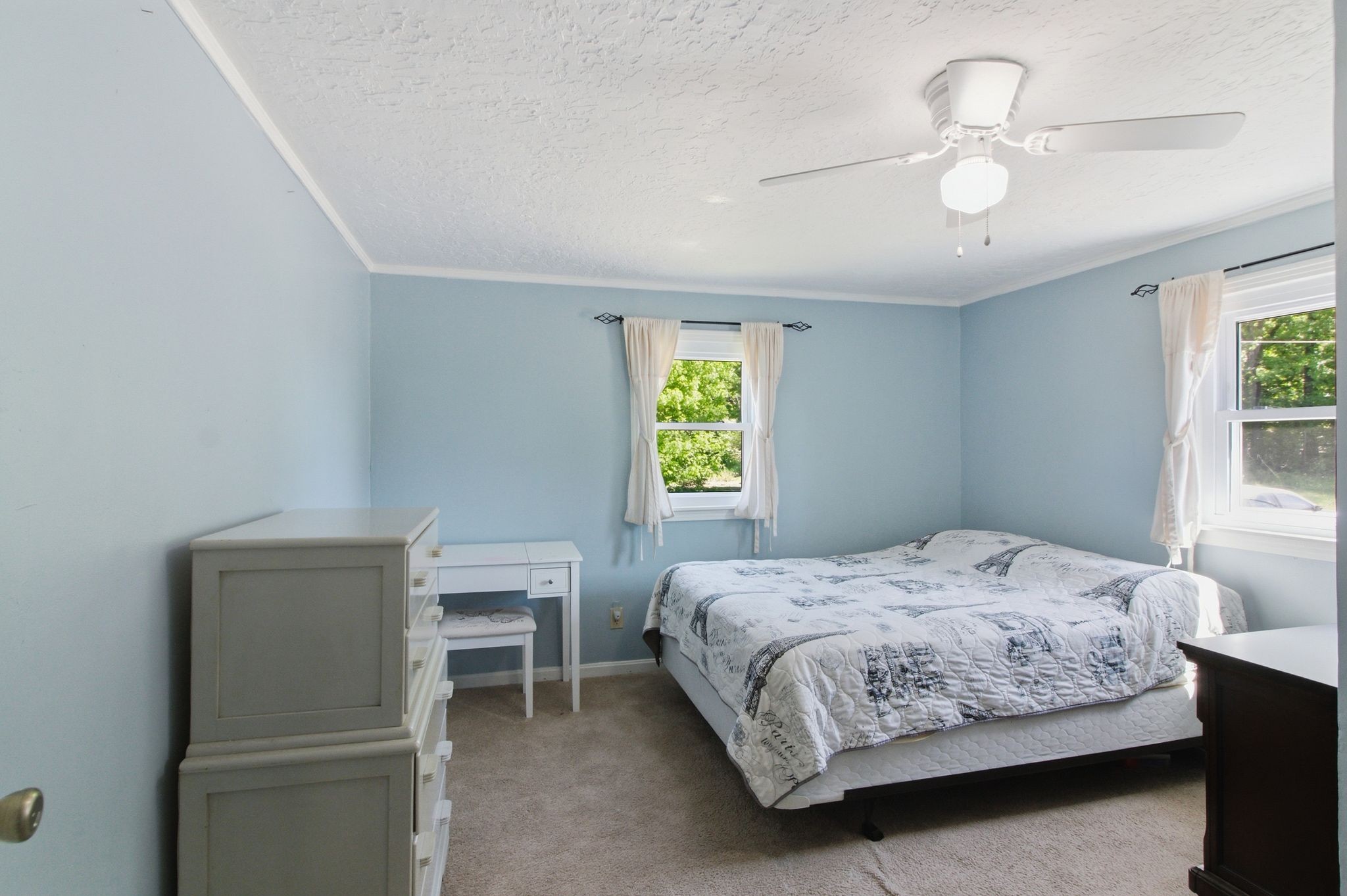 154 Winchester St Property Photo 13