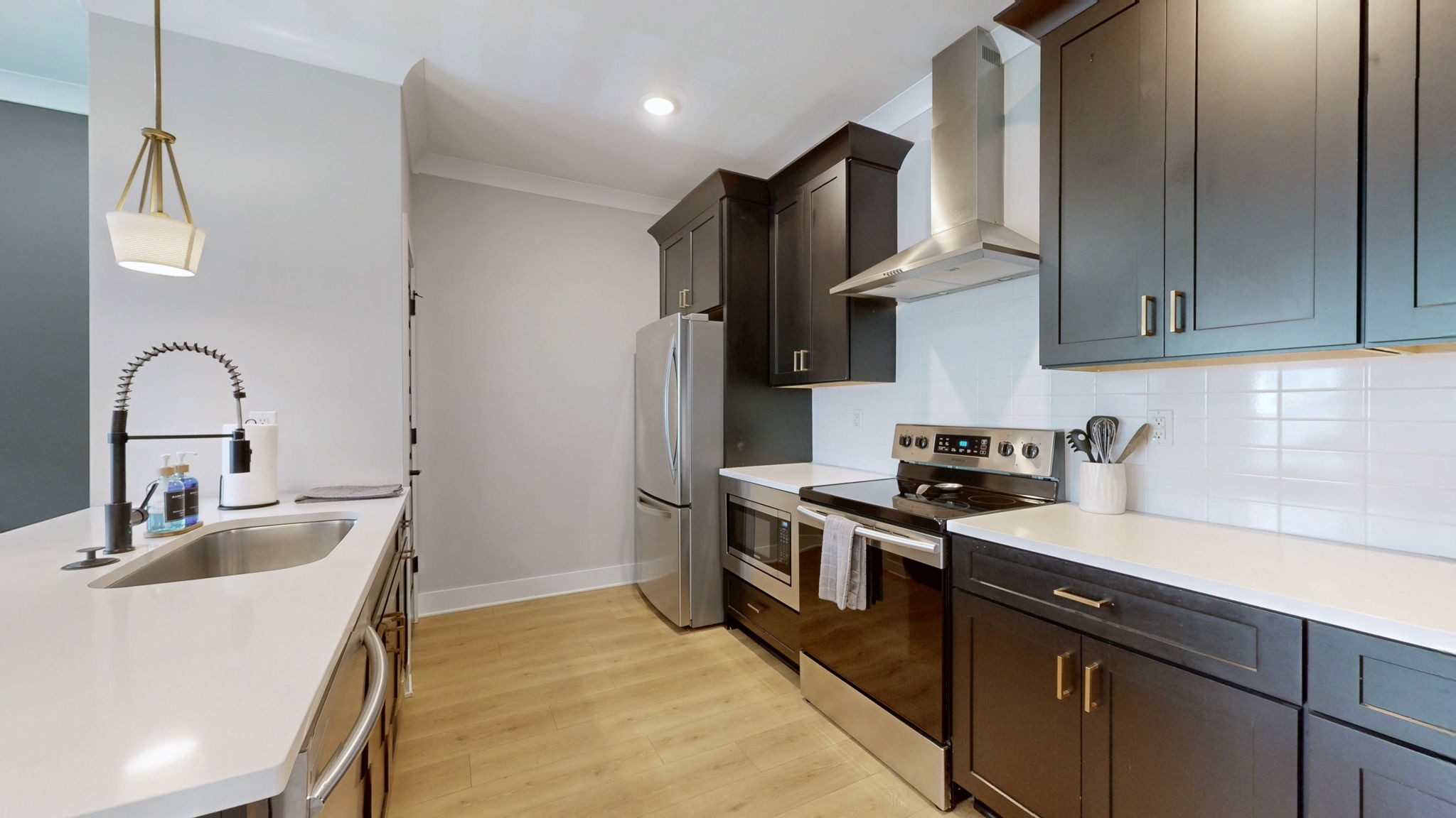 110 Duke St Property Photo 7