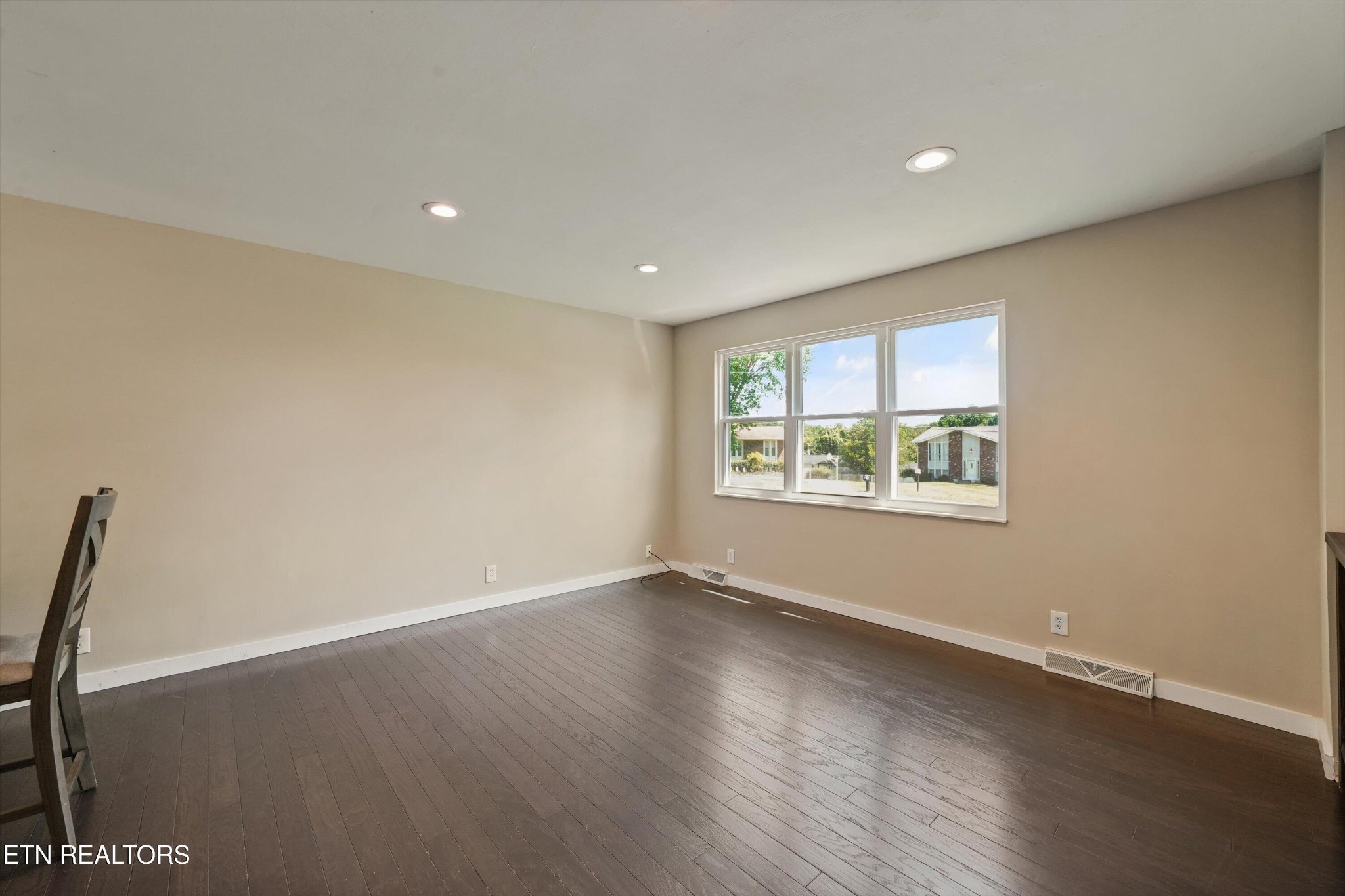 7613 Fall Wind Court Property Photo 7