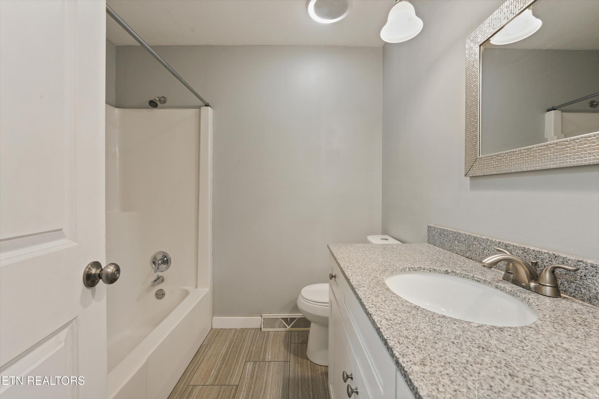 7613 Fall Wind Court Property Photo 17