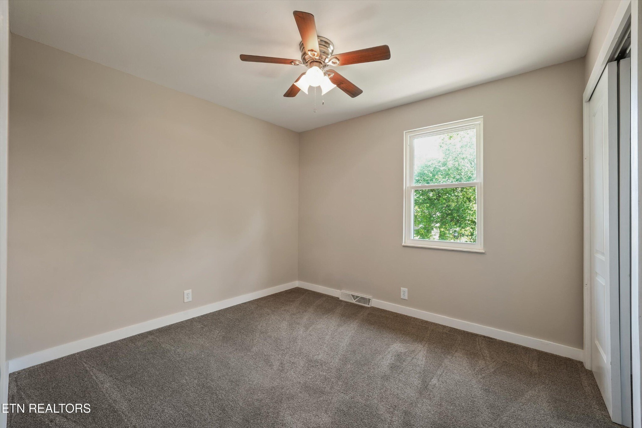 7613 Fall Wind Court Property Photo 18