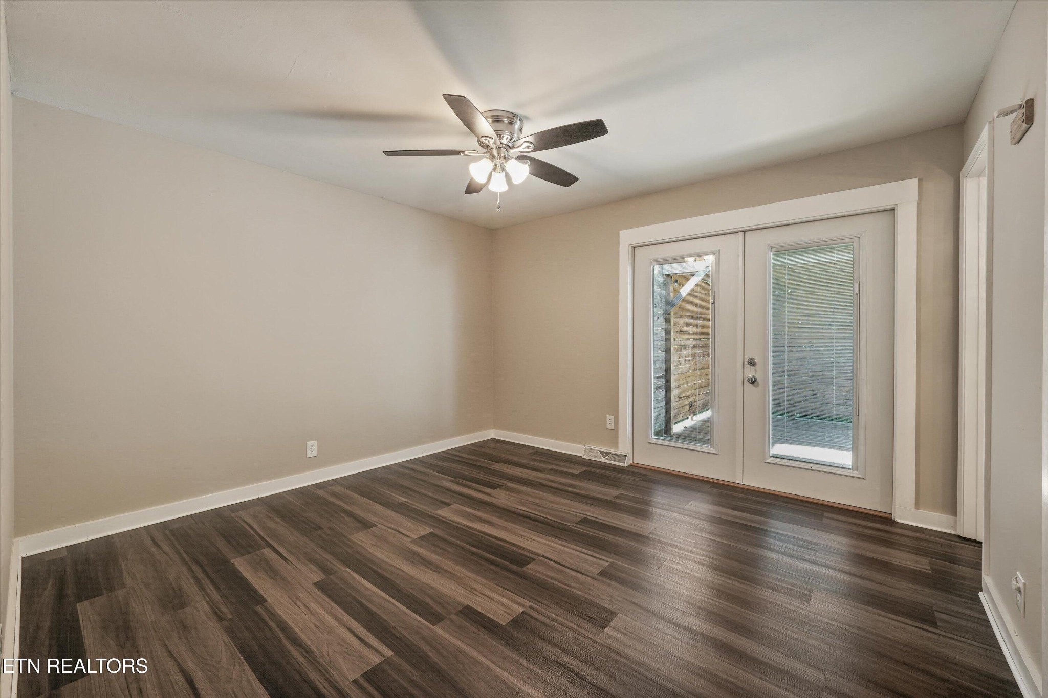 7613 Fall Wind Court Property Photo 20