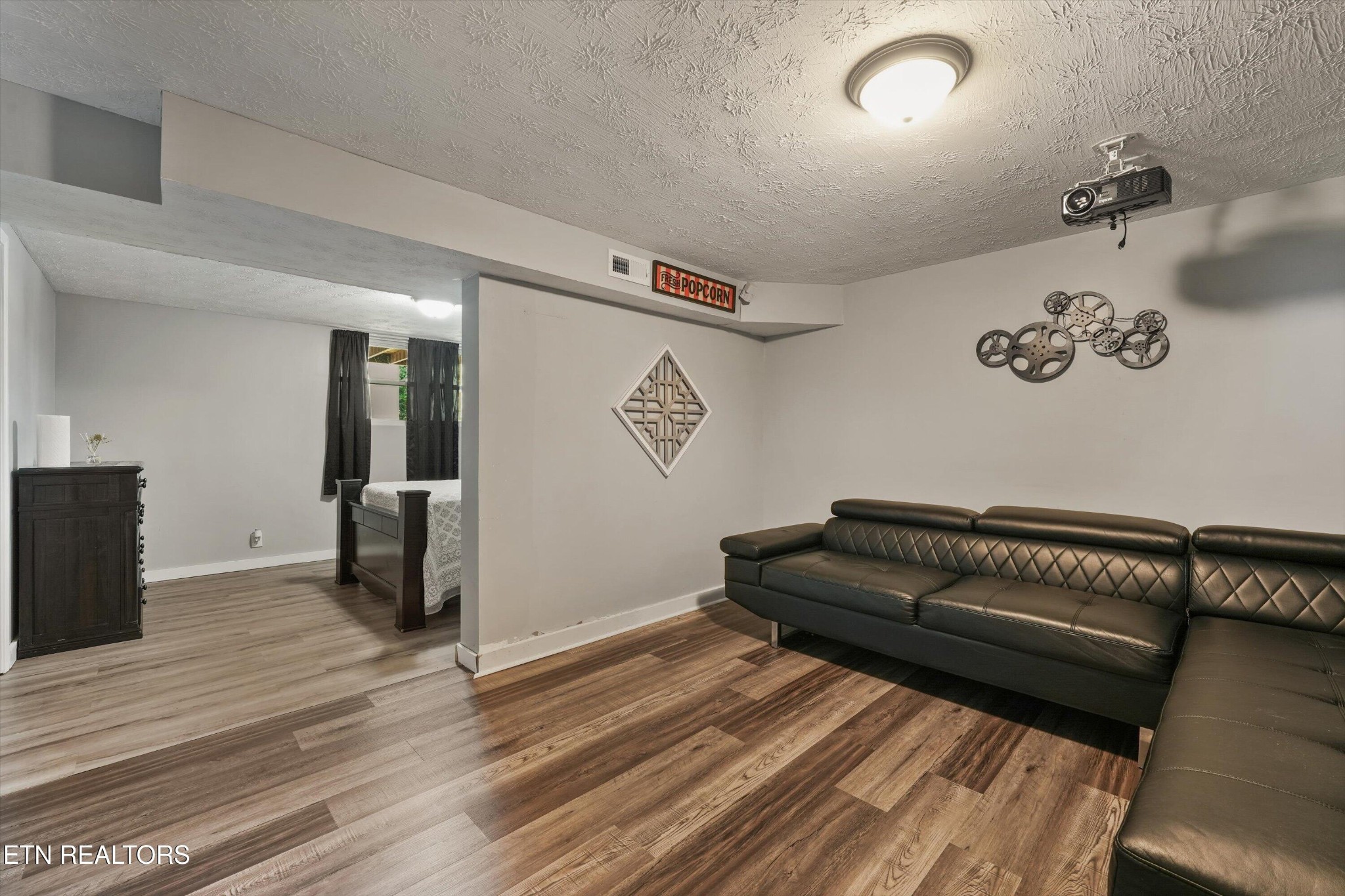 7613 Fall Wind Court Property Photo 24