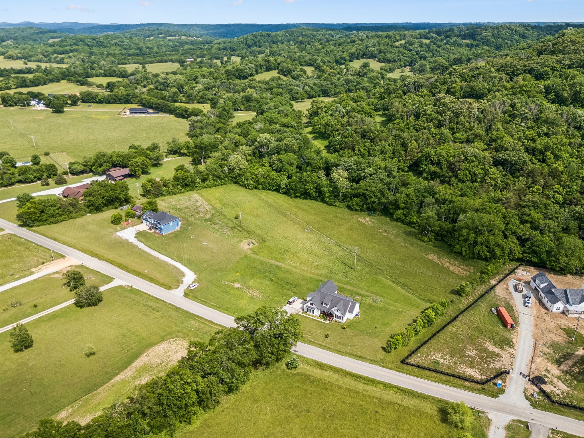 3001 Valley Creek Rd Property Photo 1