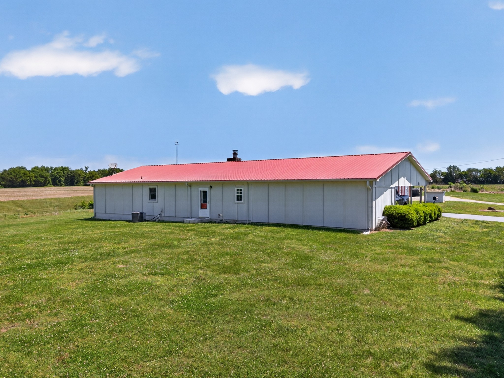 37 Old Mclemore Rd Property Photo 5