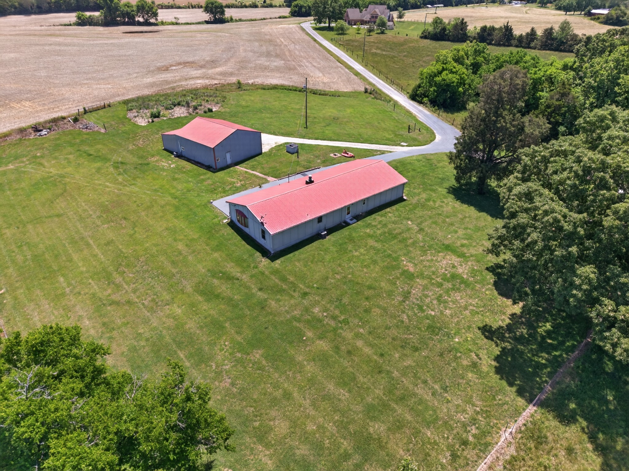 37 Old Mclemore Rd Property Photo 8