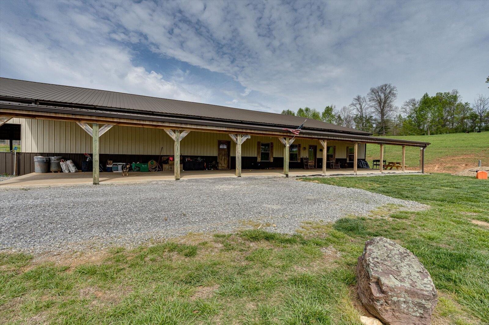 180 Mecca Pike Property Photo 1