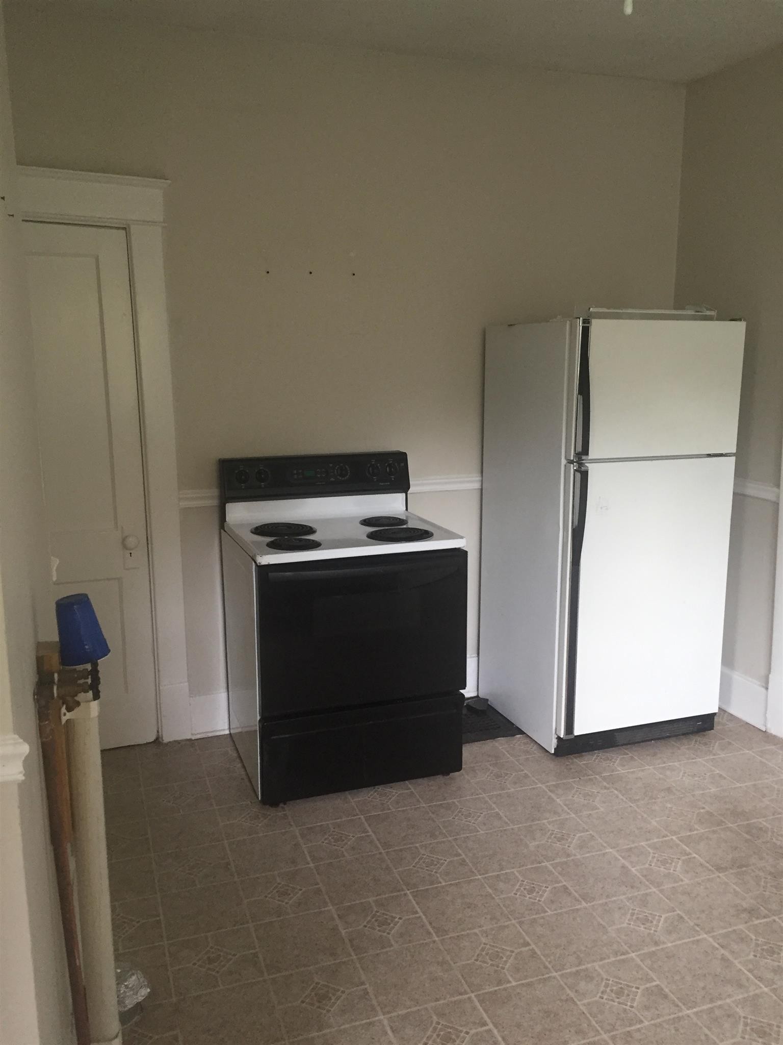 1714 Ashwood Ave Property Photo 4
