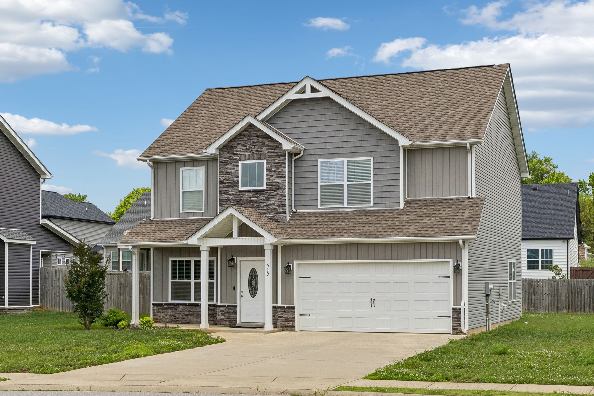 519 Latham Ct Property Photo 1