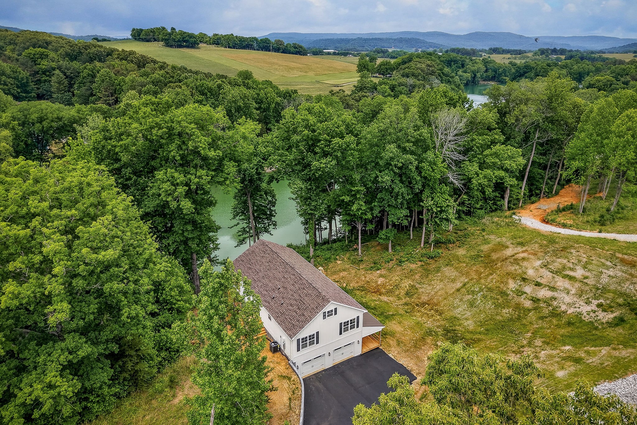 253 River Front Dr Property Photo 19