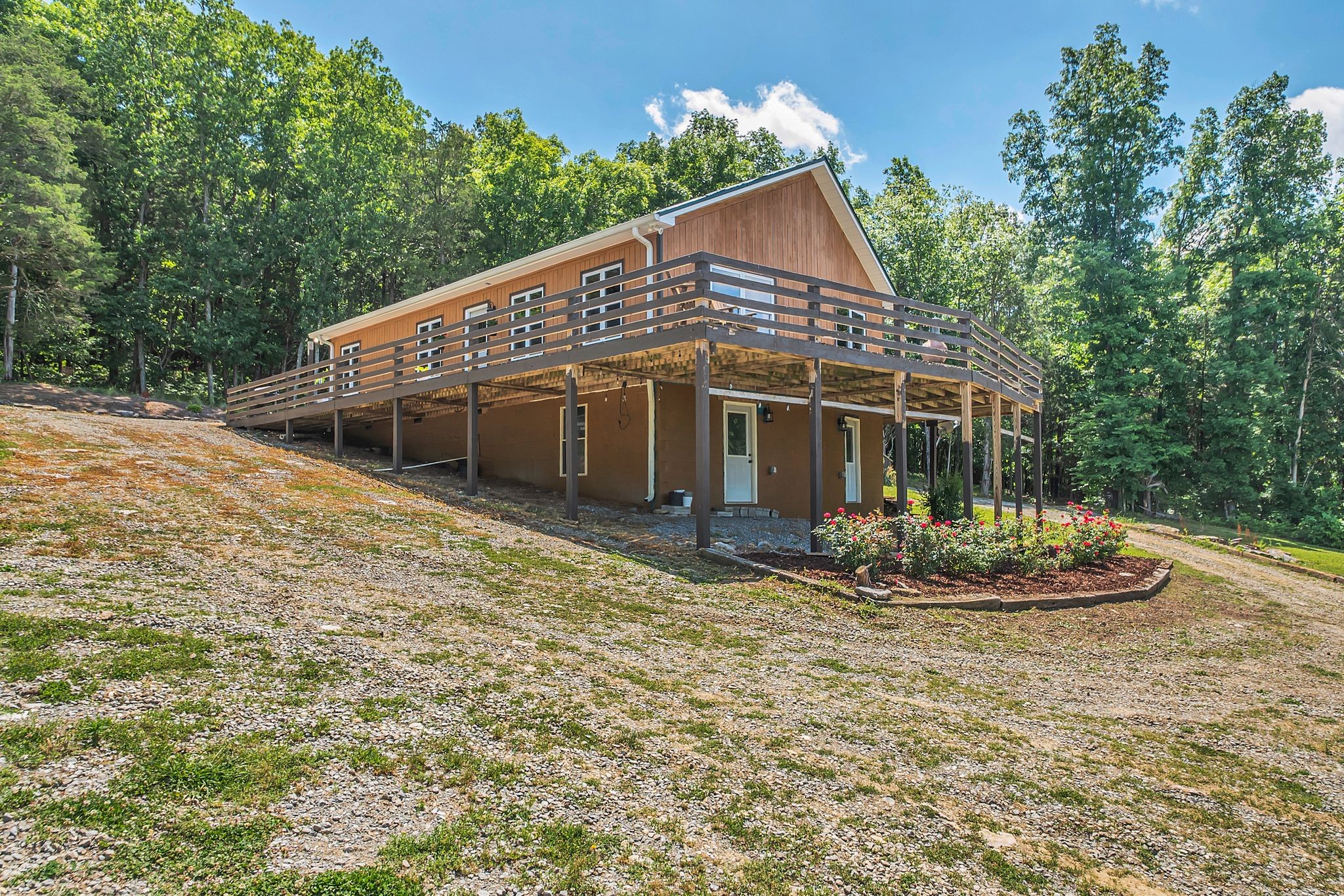 225 Kelso Smithland Rd Property Photo 1