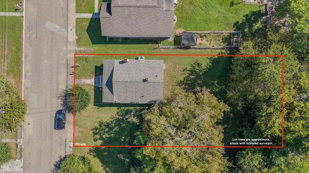 3810 Catalpa Avenue Property Photo 3
