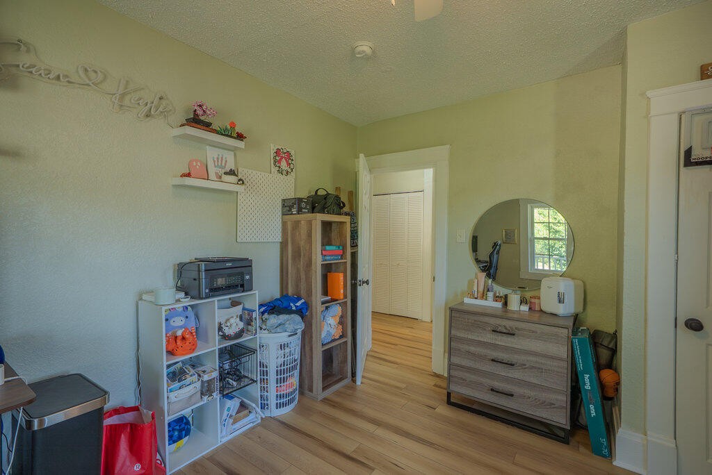 3810 Catalpa Avenue Property Photo 15
