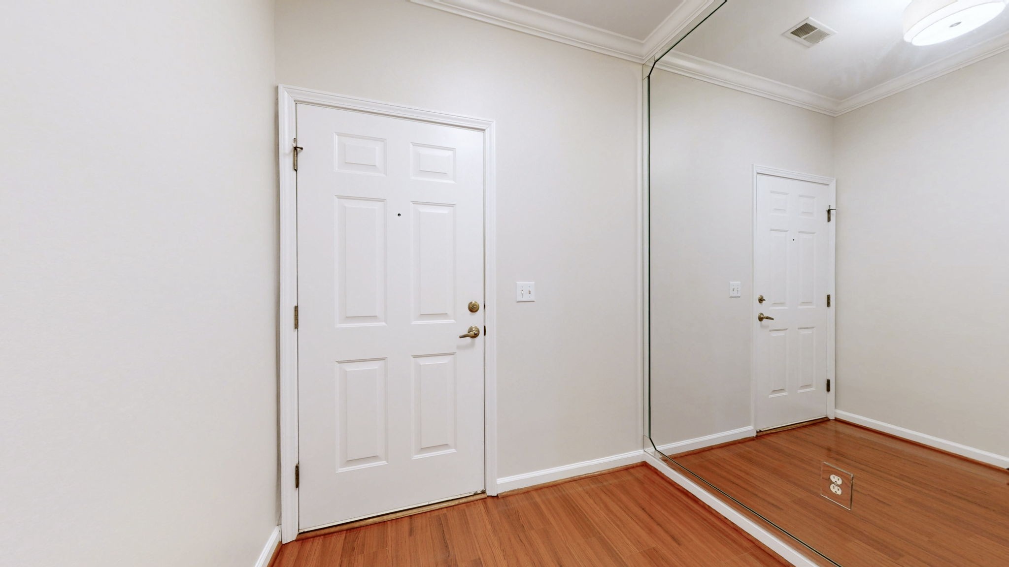 109 Horseshoe Ct Property Photo 5