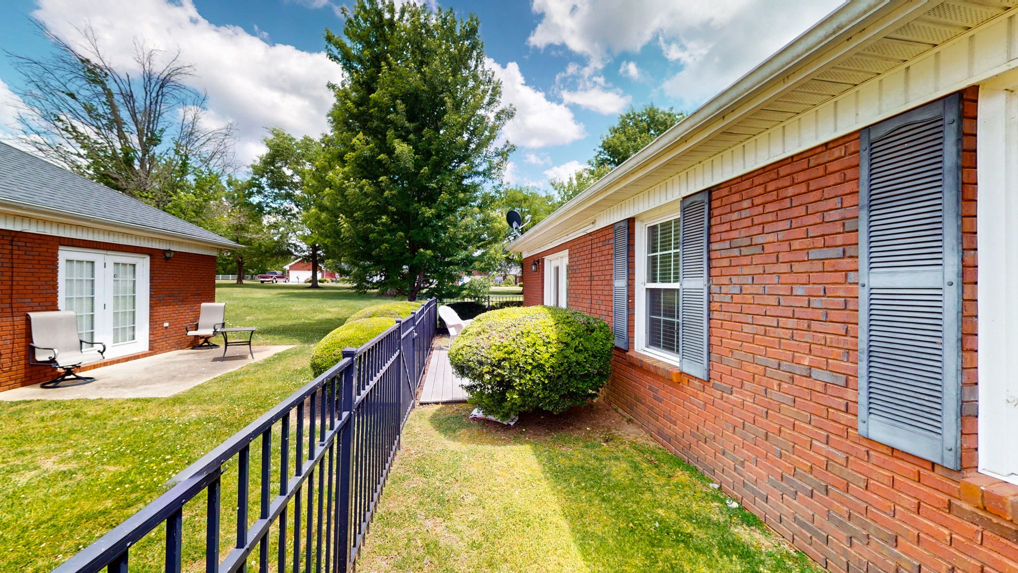 109 Horseshoe Ct Property Photo 28