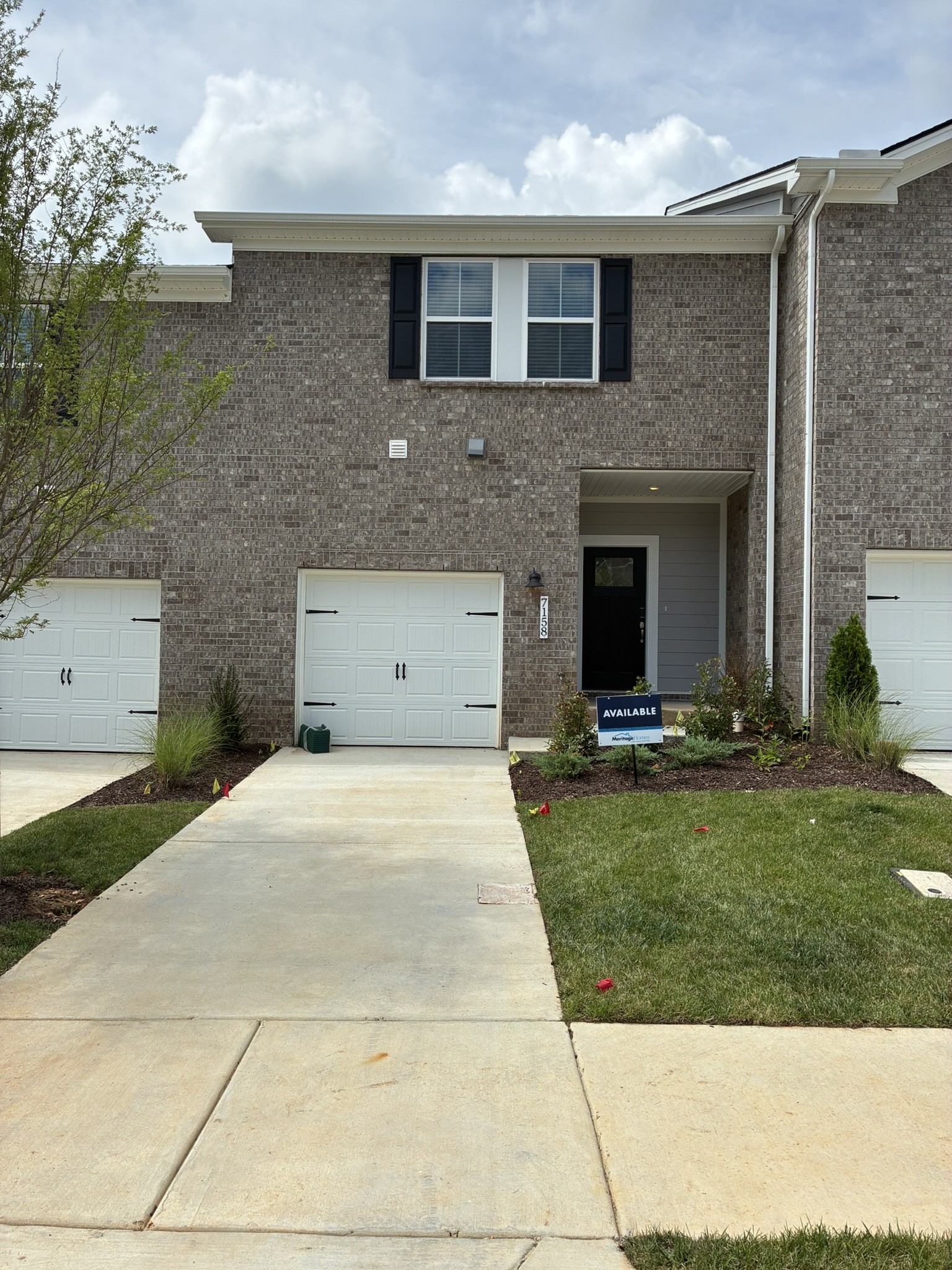 7158 Cedarcrest Ln Property Photo 1