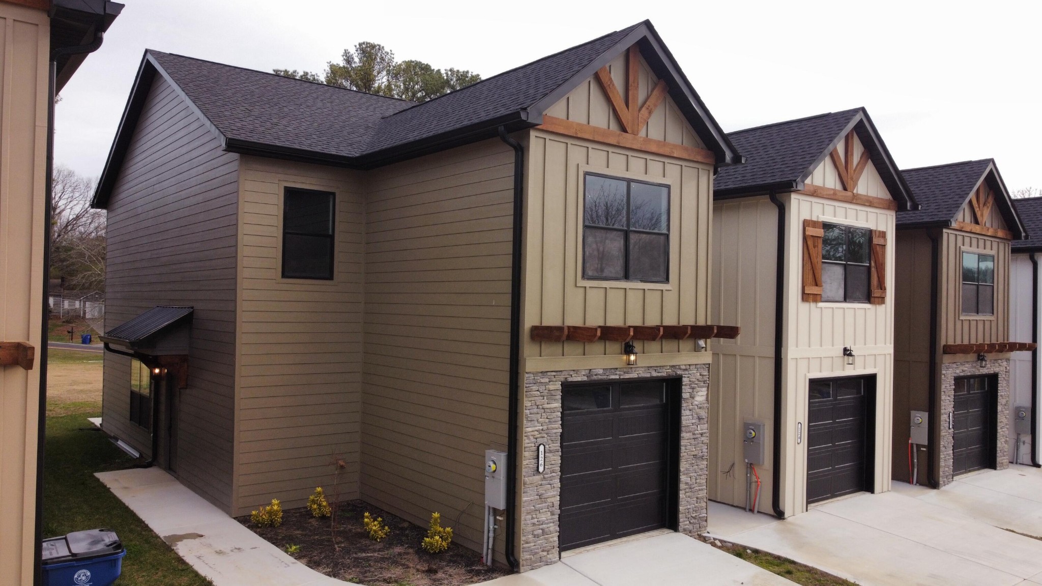 126 Mcnabb Drive Property Photo 1