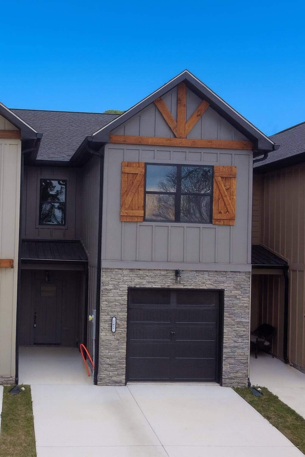 162 Mcnabb Drive, NW