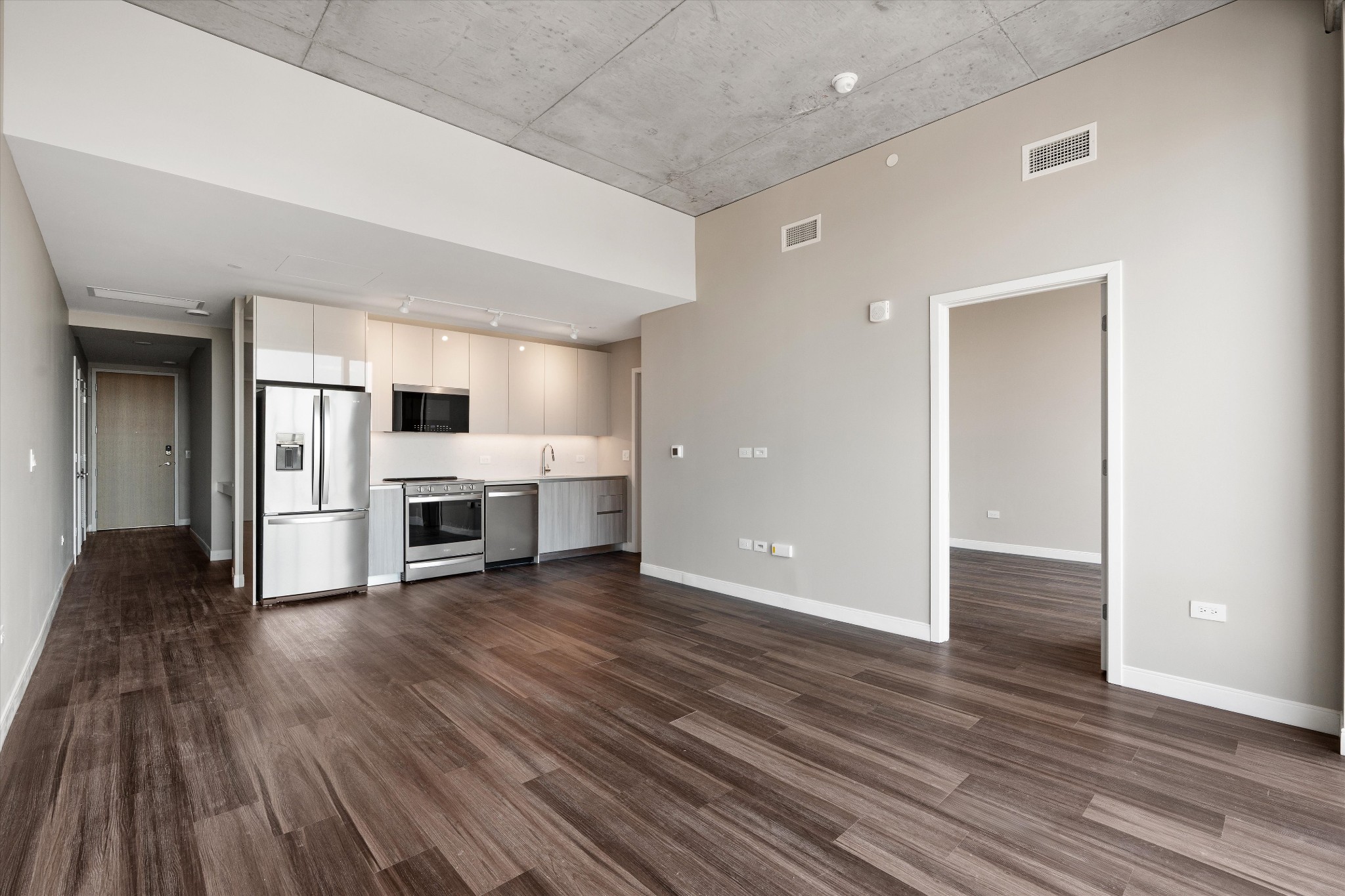 805 Church St, N Property Photo 11