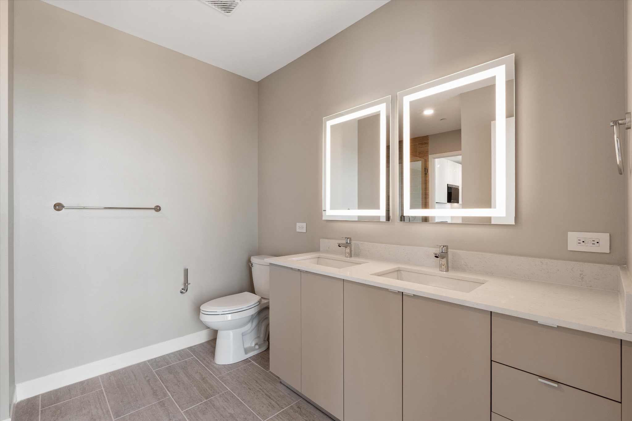 805 Church St, N Property Photo 24