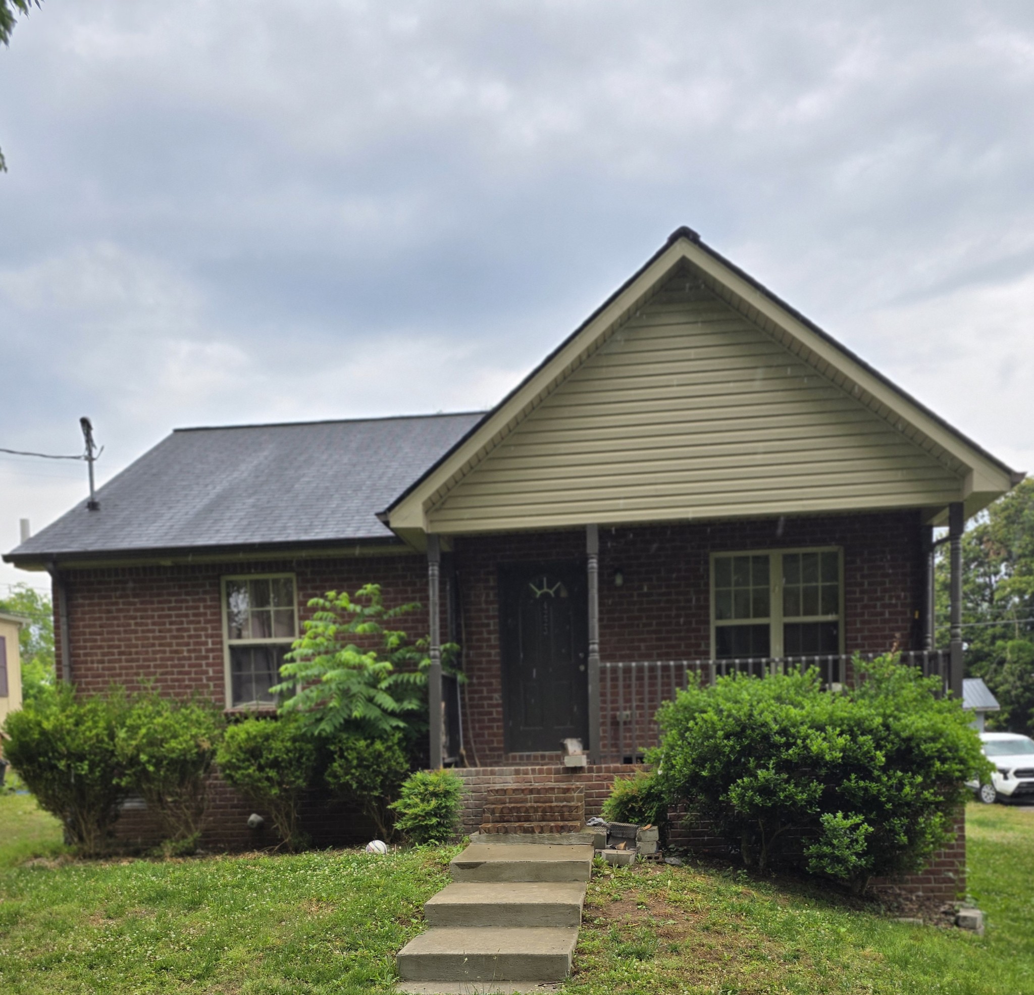 4223 Woods St Property Photo 1