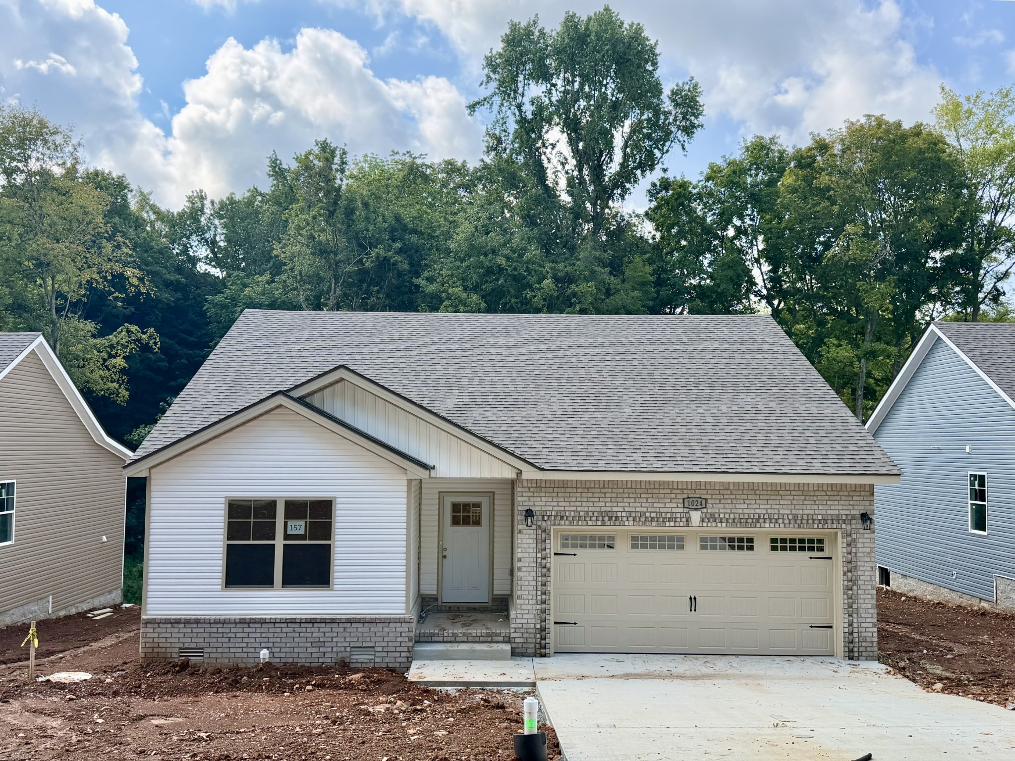 157 Irish Hills Property Photo 1