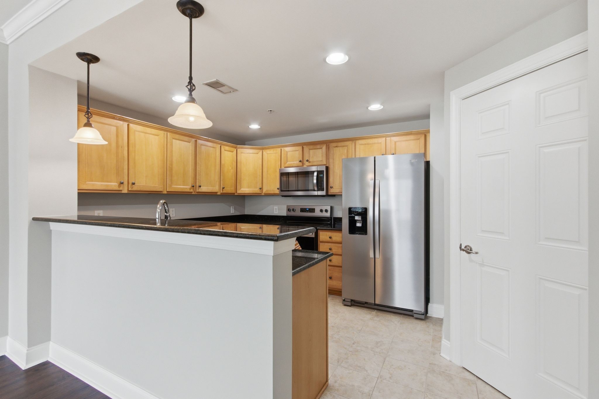 3201 Aspen Grove Dr Property Photo 4