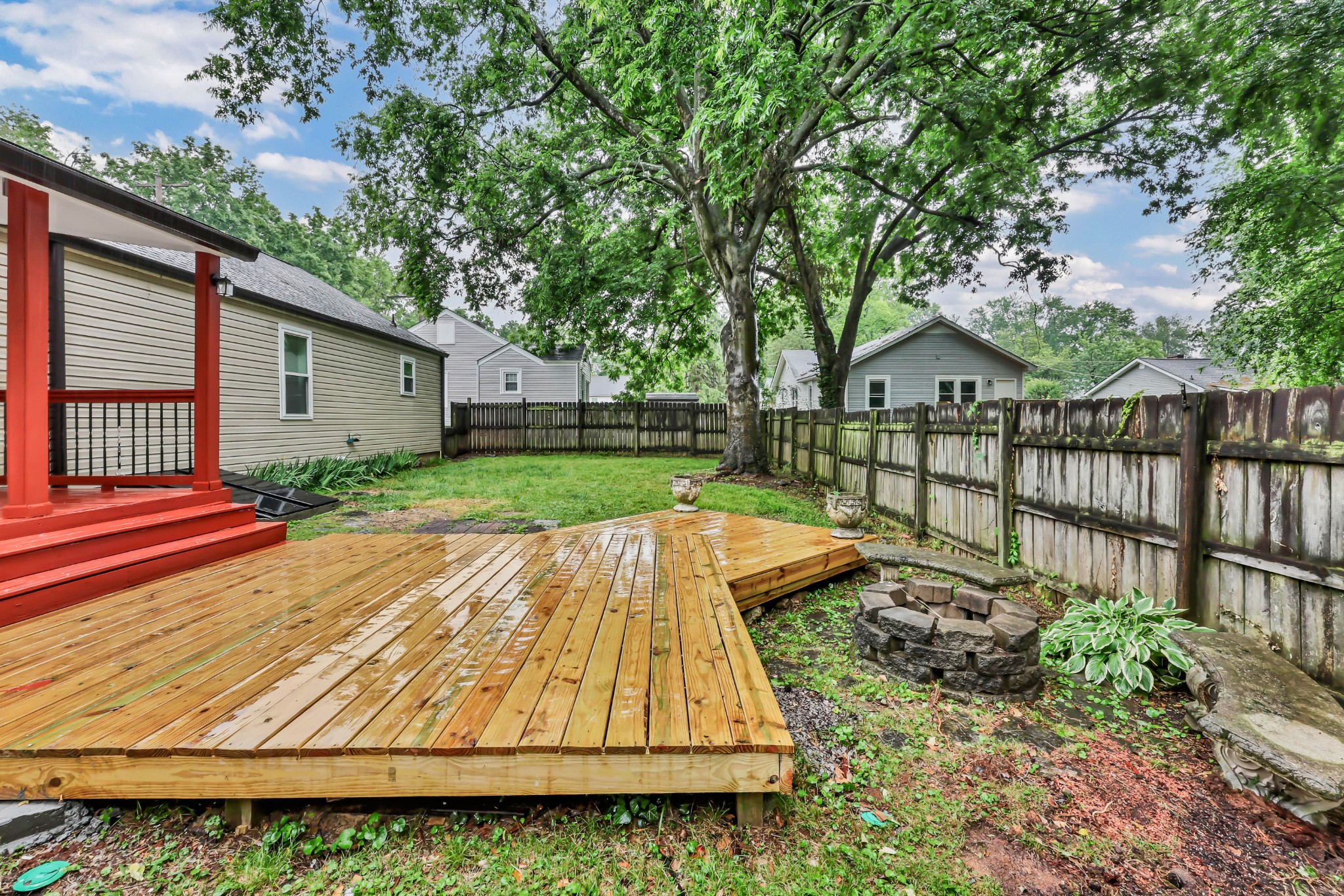 110 E Mcknight Dr Property Photo 36