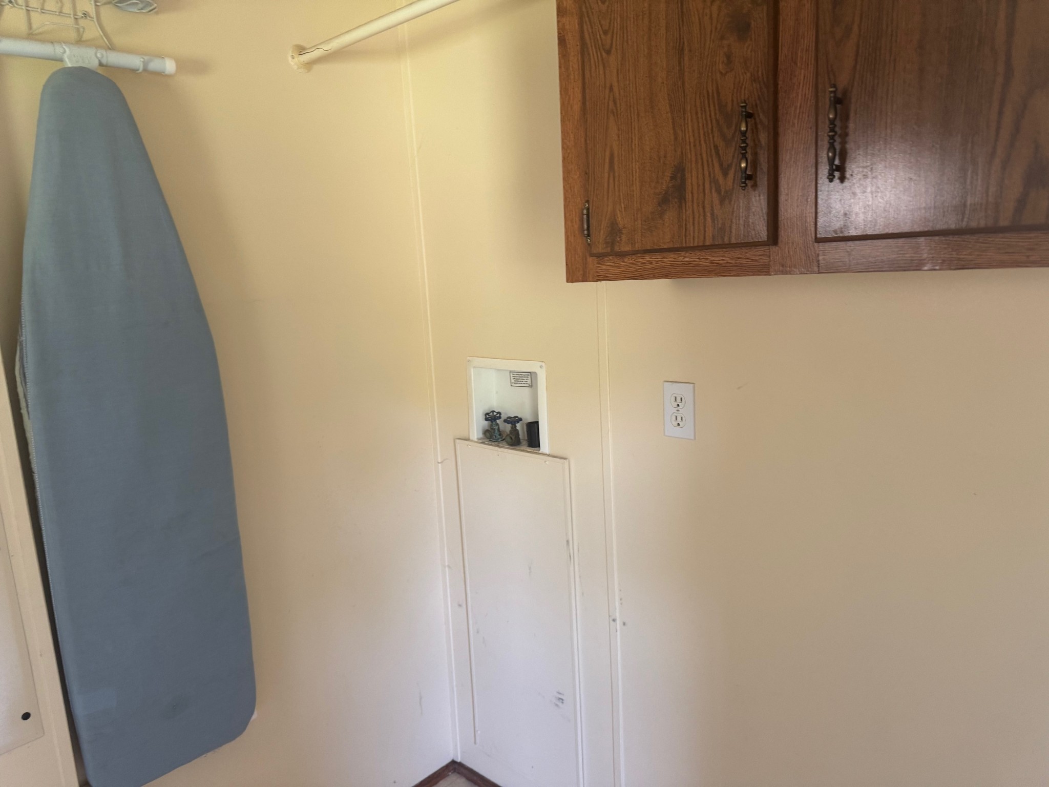 187 Dyke St, E Property Photo 9