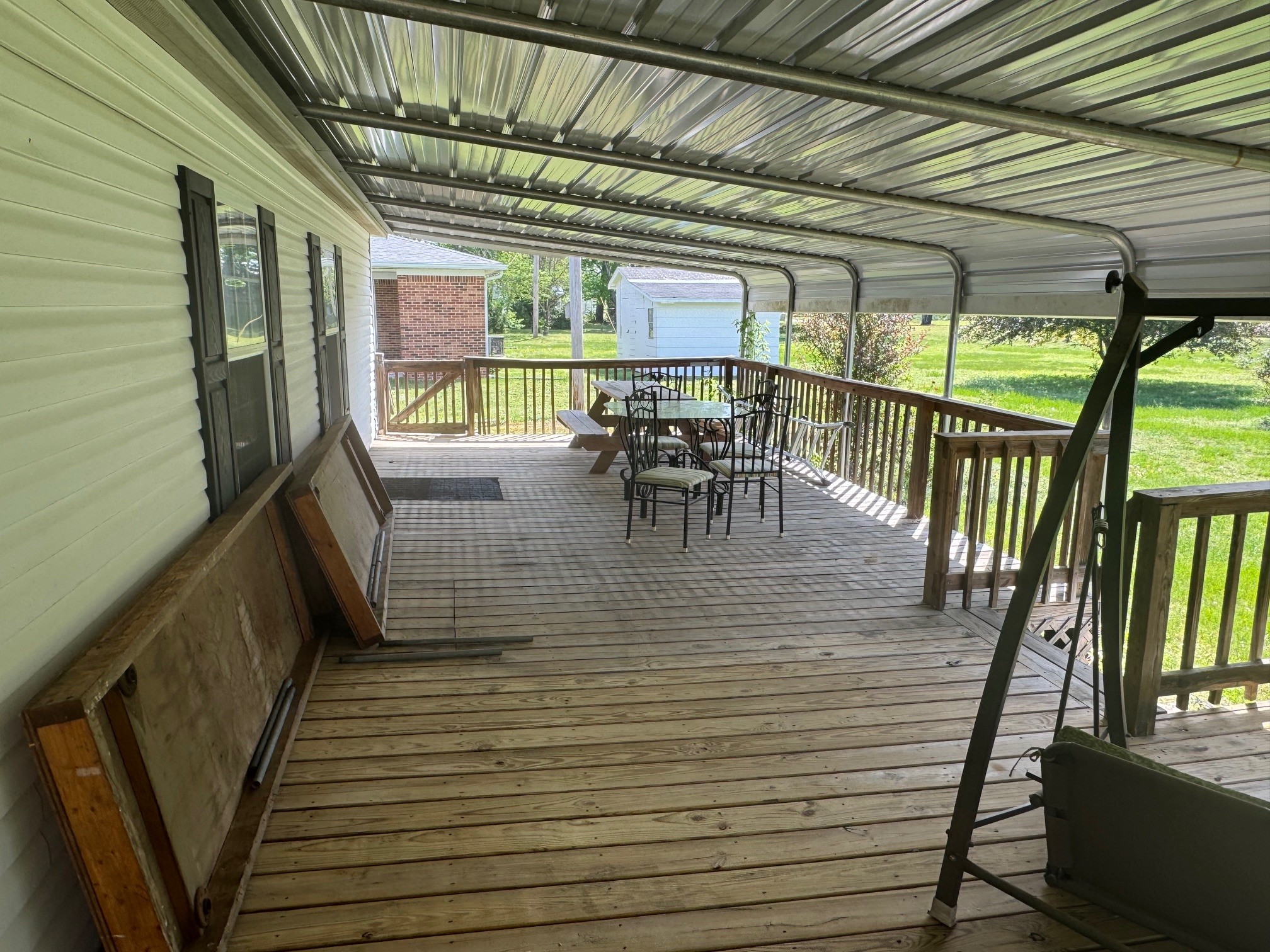 187 Dyke St, E Property Photo 16