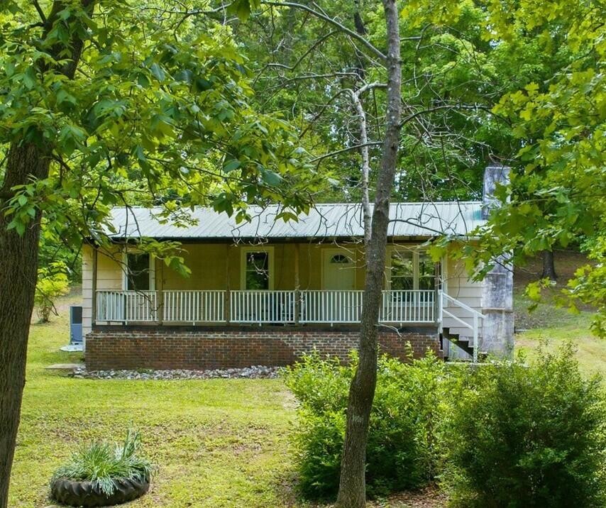 452 County Road 213 Property Photo 1