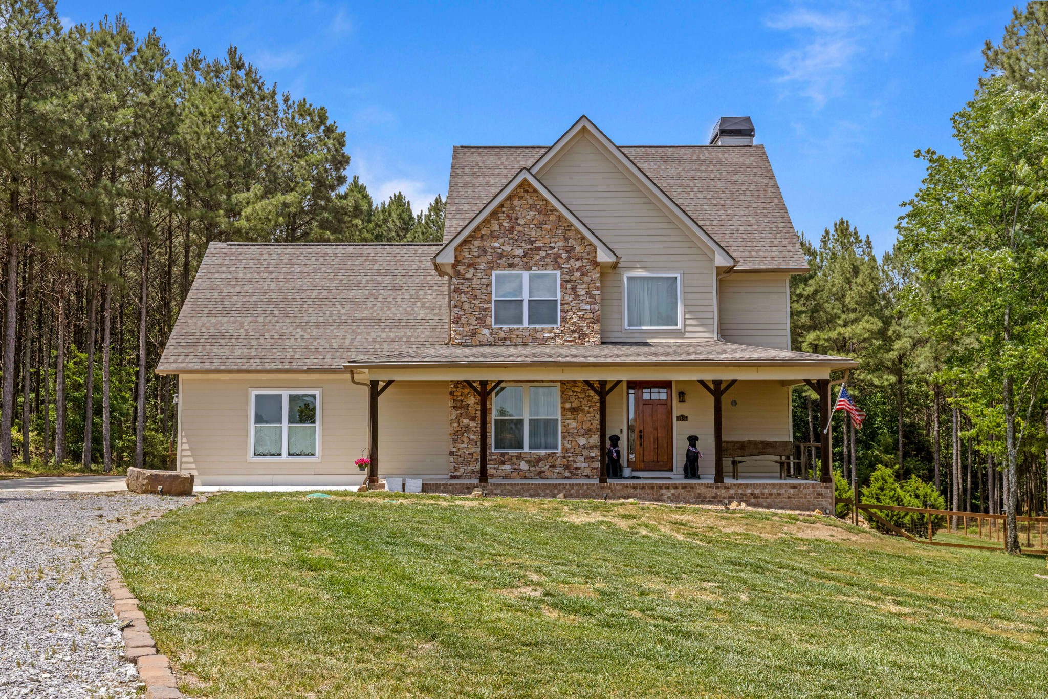 2485 River Bluffs Drive Property Photo 9