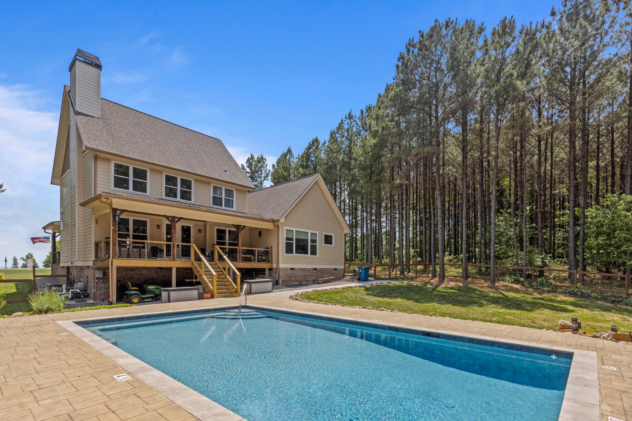 2485 River Bluffs Drive Property Photo 16