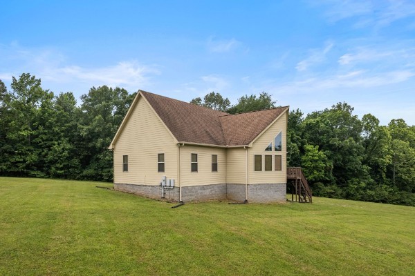 4664 New Cut Rd Property Photo 2