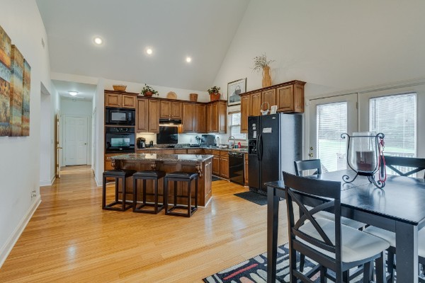 4664 New Cut Rd Property Photo 9