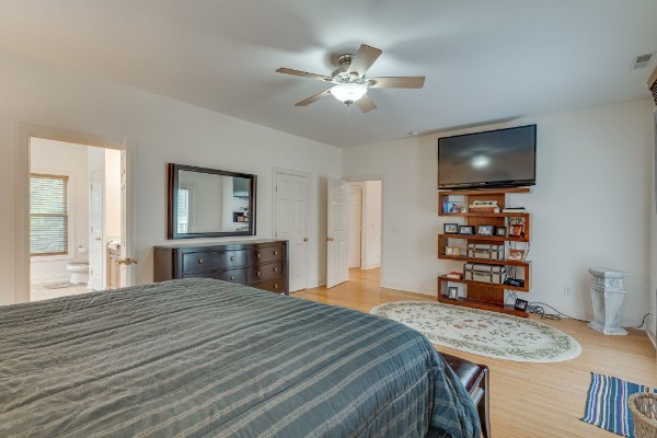4664 New Cut Rd Property Photo 10