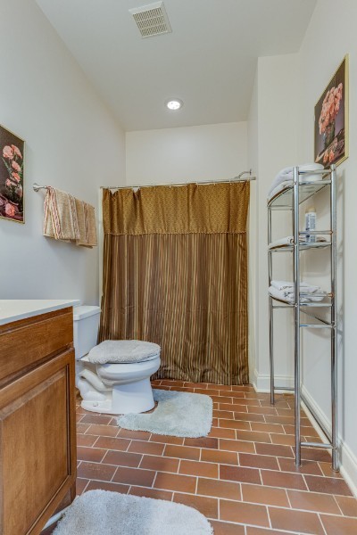 4664 New Cut Rd Property Photo 16