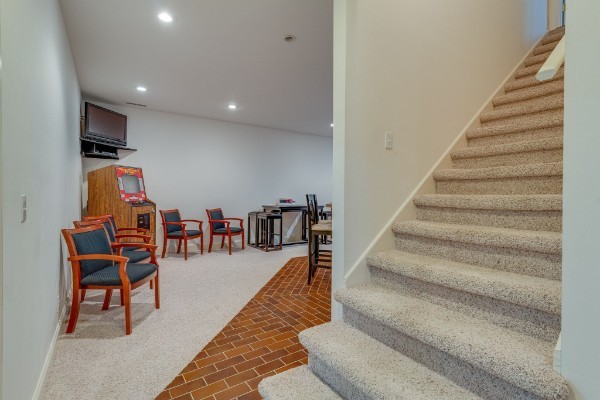 4664 New Cut Rd Property Photo 24