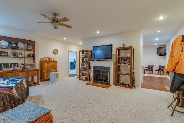 4664 New Cut Rd Property Photo 37