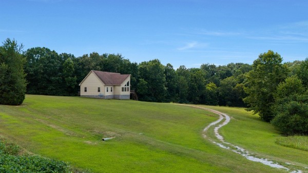 4664 New Cut Rd Property Photo 57