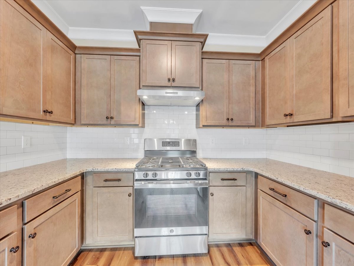 204 Washington Ave Property Photo 12