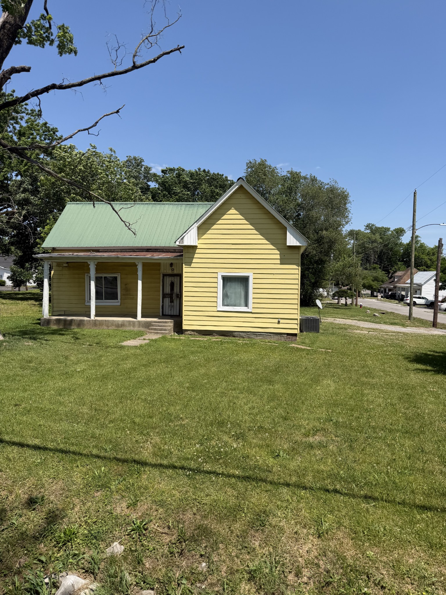 1508 S Main St Property Photo 1