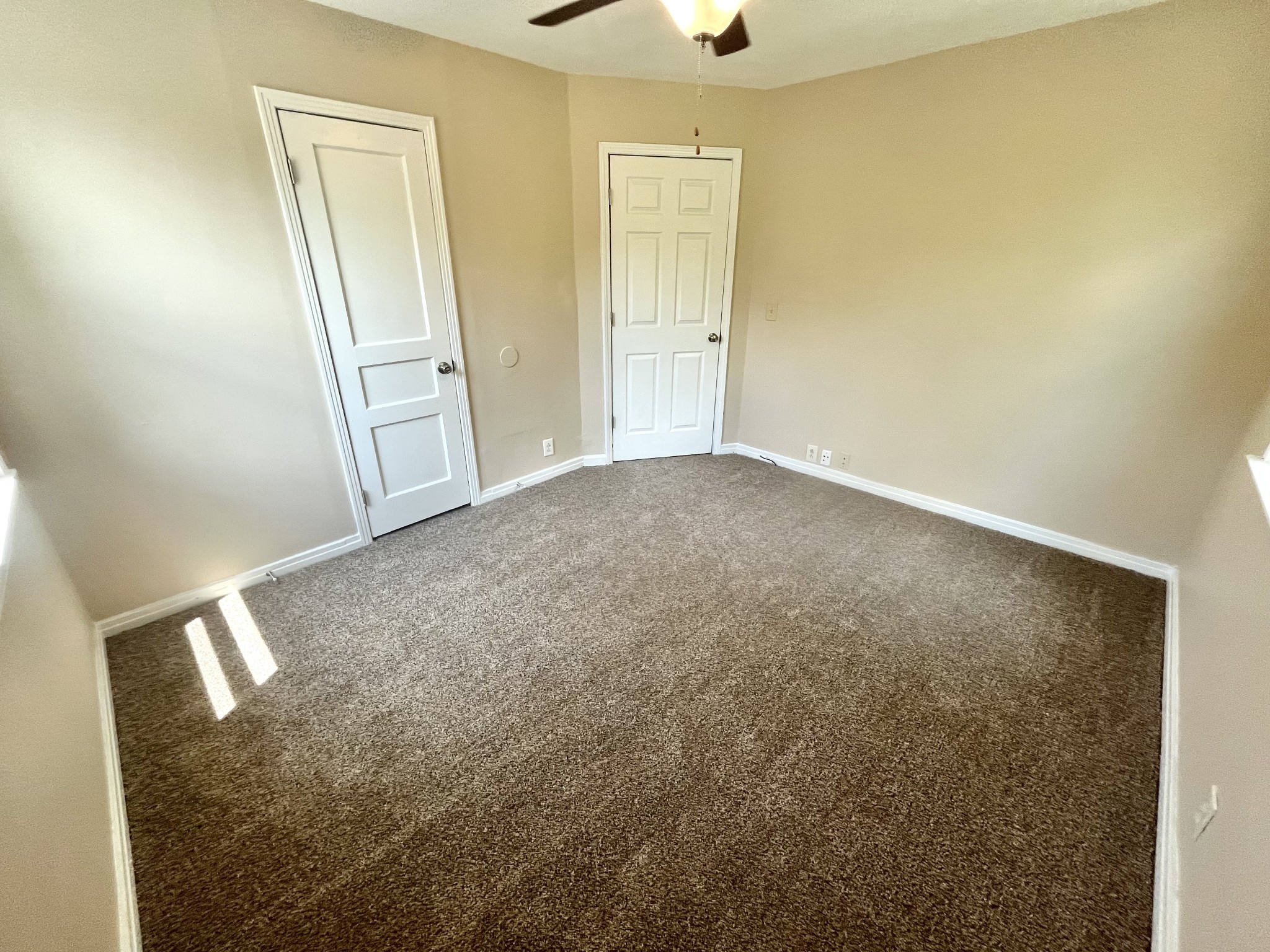24 Maple St Property Photo 11