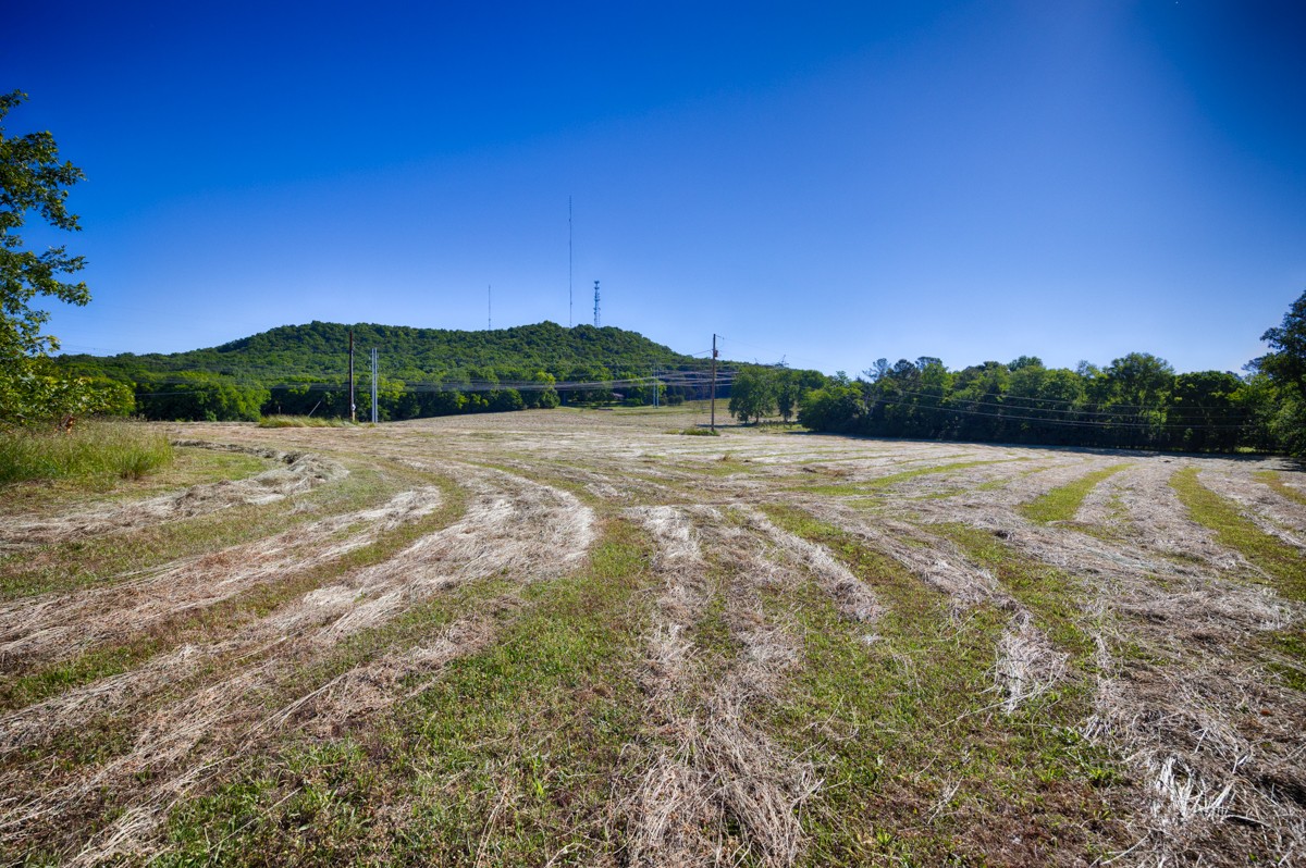 1028b Pettus Rd Property Photo 7