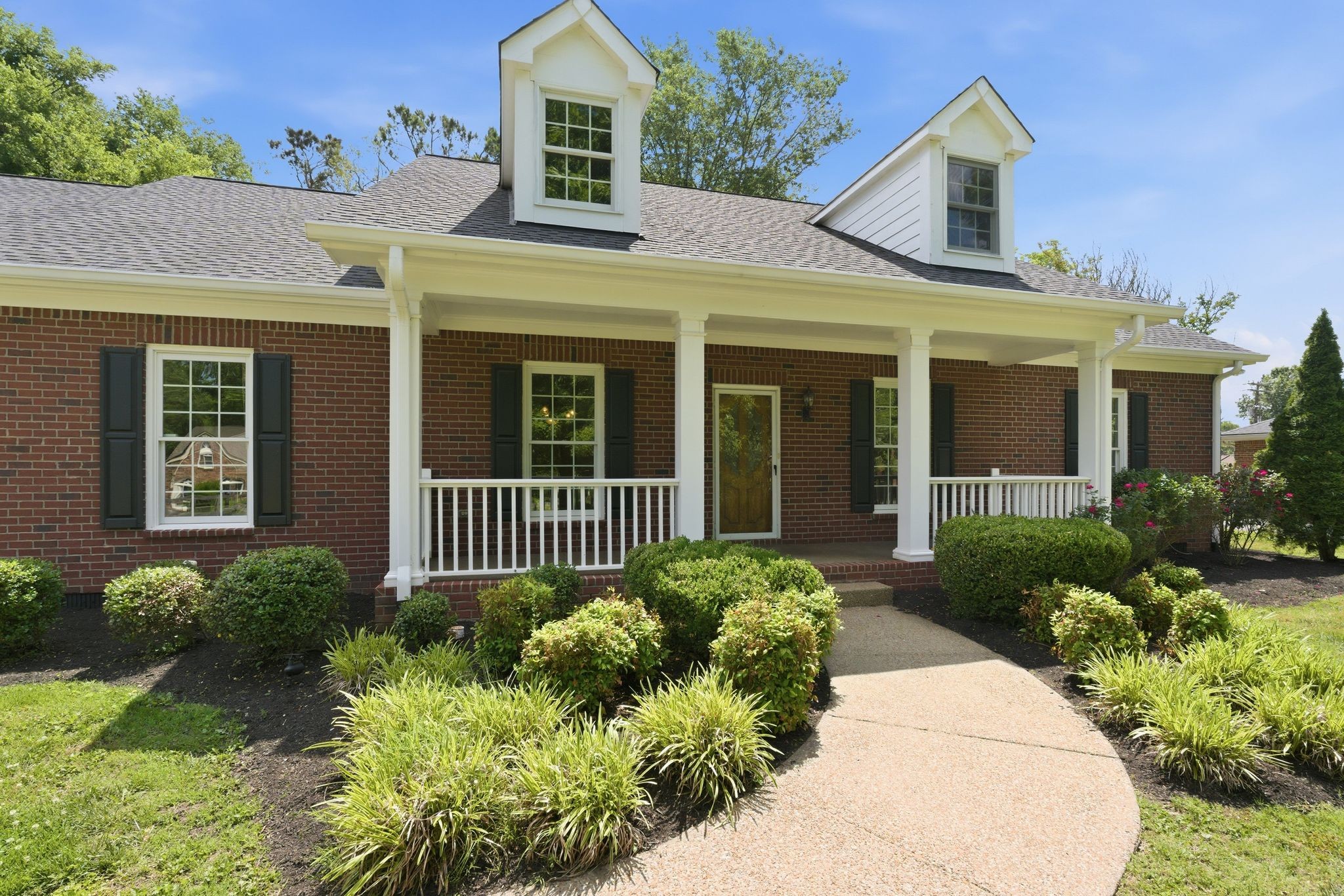 209 Cotton Ln Property Photo 1
