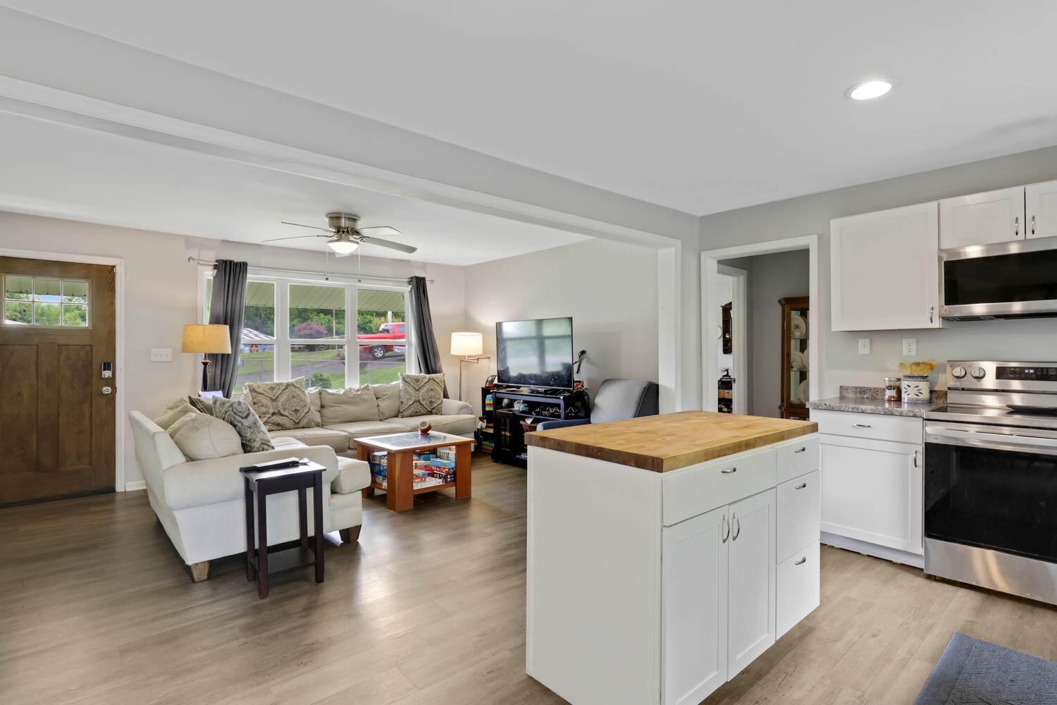 39 Fine Street Property Photo 6