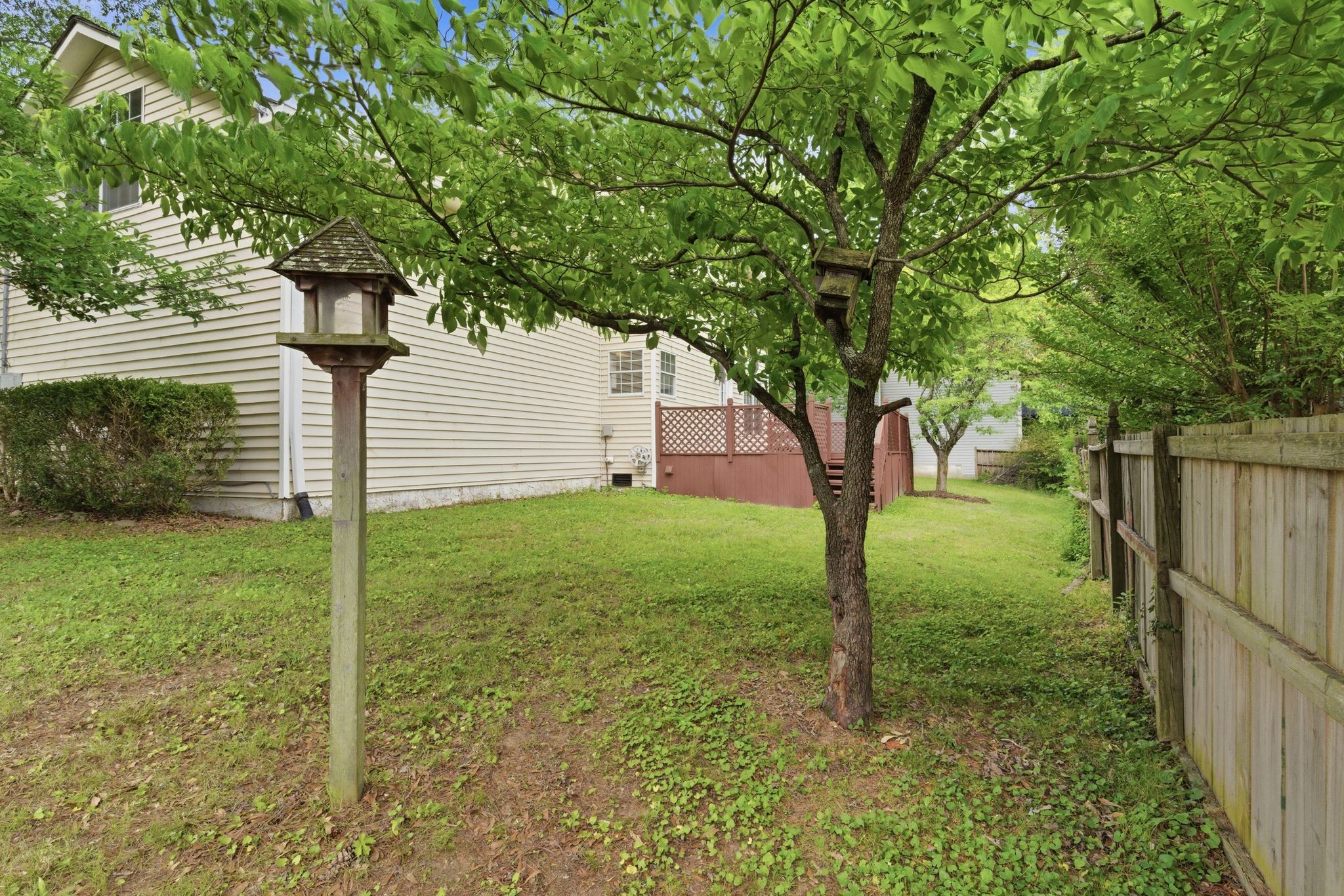 200 Barrington Ct Property Photo 22