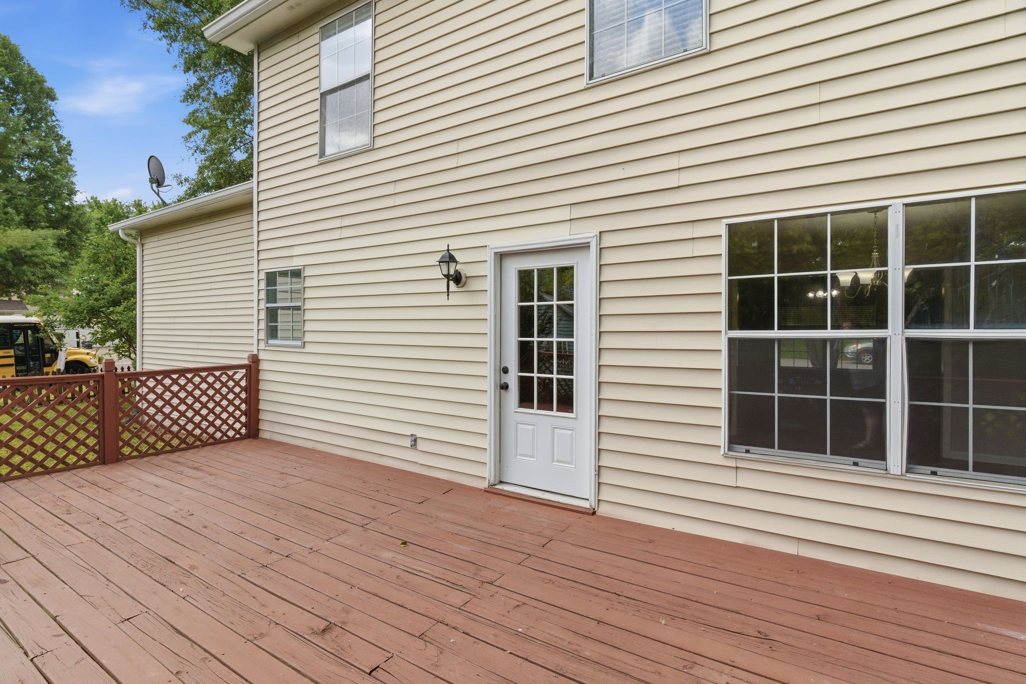 200 Barrington Ct Property Photo 25